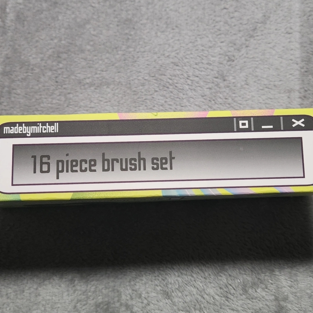 Made by Mitchell 16 Piece Makeup Brush Set - Picture 3 of 4
